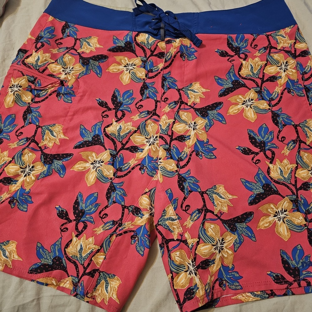 Patagonia Board Shorts Mens 32 Floral All Over Print  Drawstring Swim Trunks